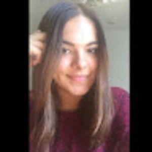 Meet your Posher, Claudia